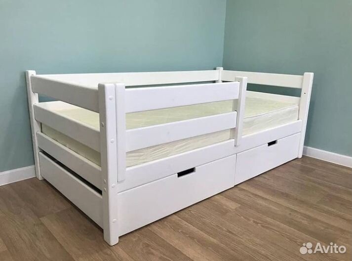 Детская кровать Классика с матрасом