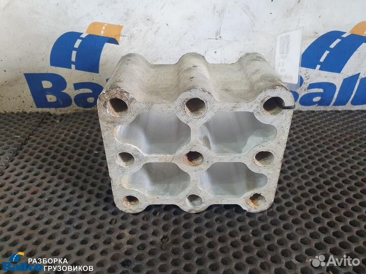 Проставка траверсы рамы Volvo FM рестайлинг