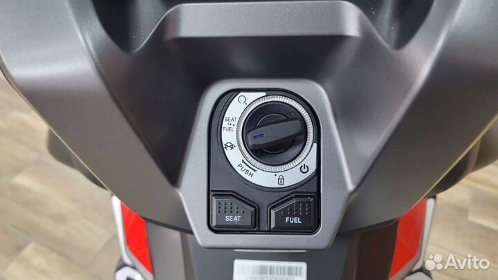 Макси скутер regulmoto xdv