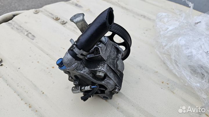 Насос гур Subaru Forester / Impreza