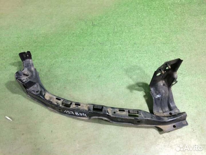 Крепление бампера переднее правое Subaru Impreza