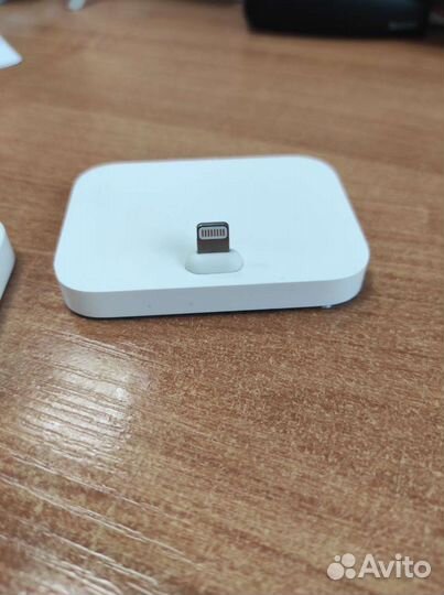 Apple Dock-станция iPhone Lighting Dock оригинал