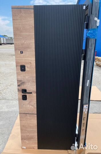 Дверь входная в наличии