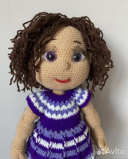 Вязаная кукла ручной работы