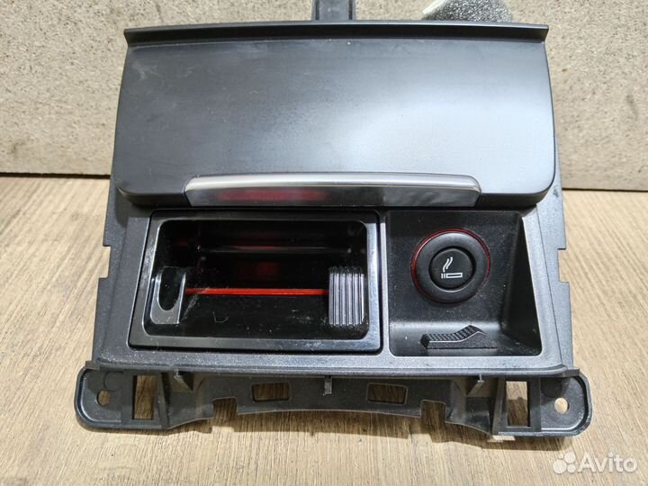 Пепельница передняя audi q5 8r