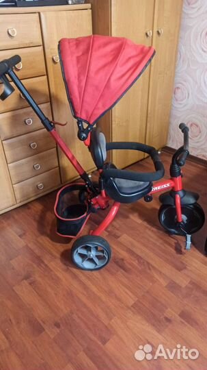 Трехколесный велосипед с родительской ручкой