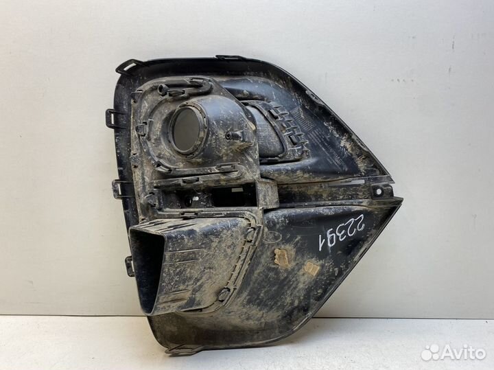 Рамка противотуманной фары левой Kia Sportage Рест