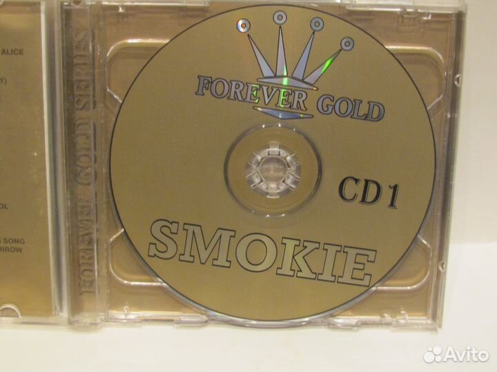 Двойной диск Смоки, диски с фильмами и значки