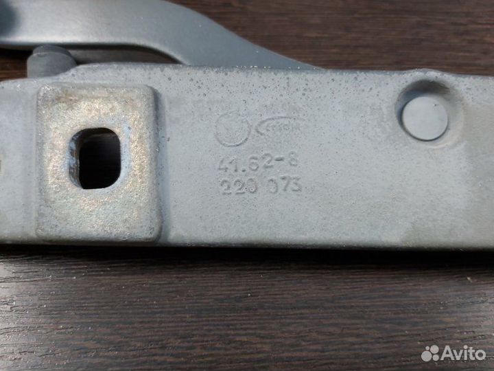 Петля крышки багажника левая Bmw 320I E46 M52TU