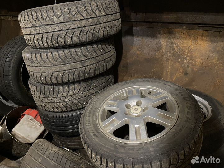 Колеса зима Ford Mondeo 4 focus r16 шипы
