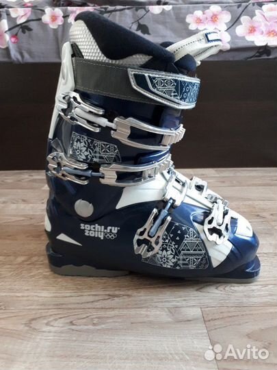 Лыжи горные и ботинки 