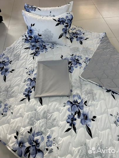 Белье постельное семейное с одеялом евро