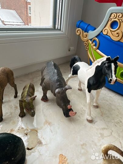 Набор фигурок животных
