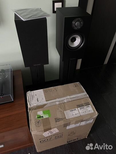 Акустика Bowers & Wilkins 607 S2