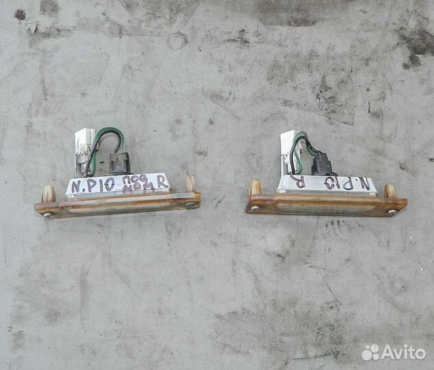 Плафон подсветки номера Nissan Primera P10