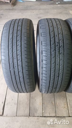 Bridgestone Dueler H/T 843 225/60 R17