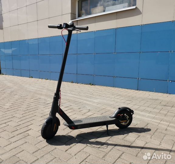 Электросамокат Xiaomi Mijia M365