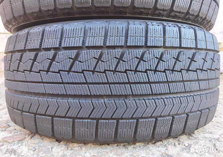 Bridgestone Blizzak VRX 245/50 R18 97Q