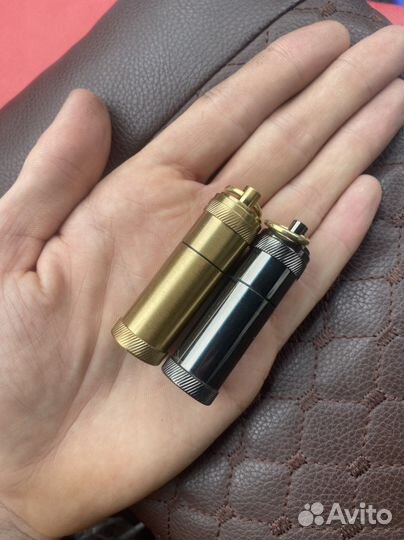 Зажигалка бензиновая