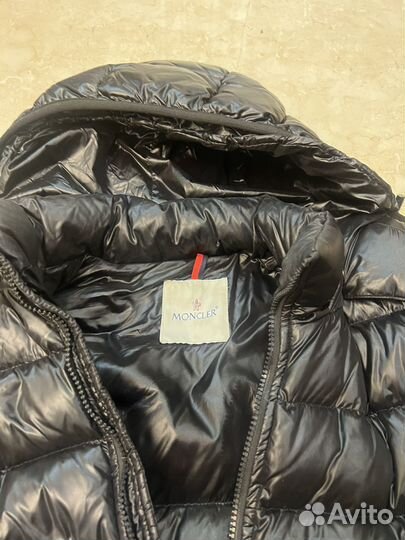 Пуховик moncler