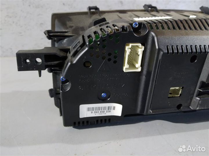 Панель приборов Mercedes S-Class W221