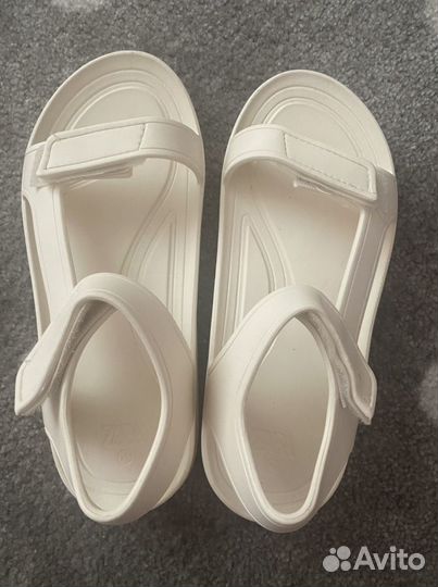 Zara сандалии 35