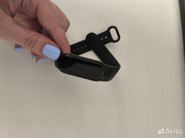 Зарядка на mi band и часы