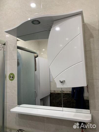 Зеркало шкаф в ванную