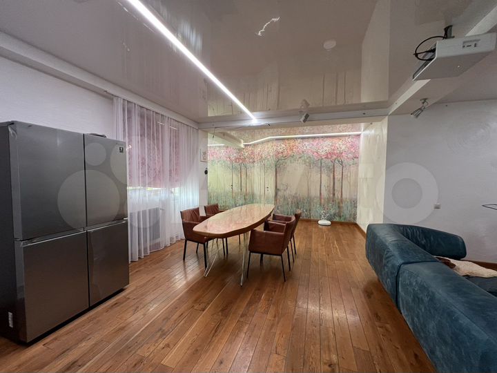 4-к. квартира, 122 м², 5/11 эт.