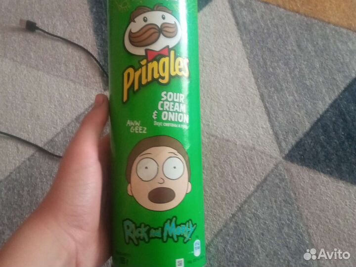 Банка от Принглс Рик и Морти