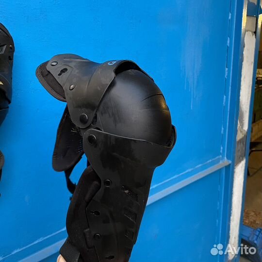 Продам Экипировку для мотокросса