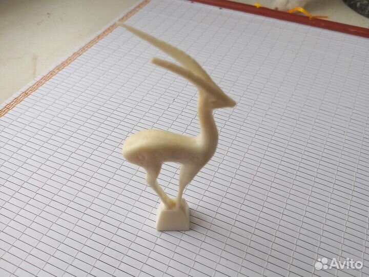 Статуэтка Антилопа, колкий пластик, СССР