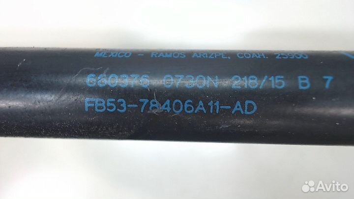 Амортизатор крышки багажника Ford Explorer, 2016