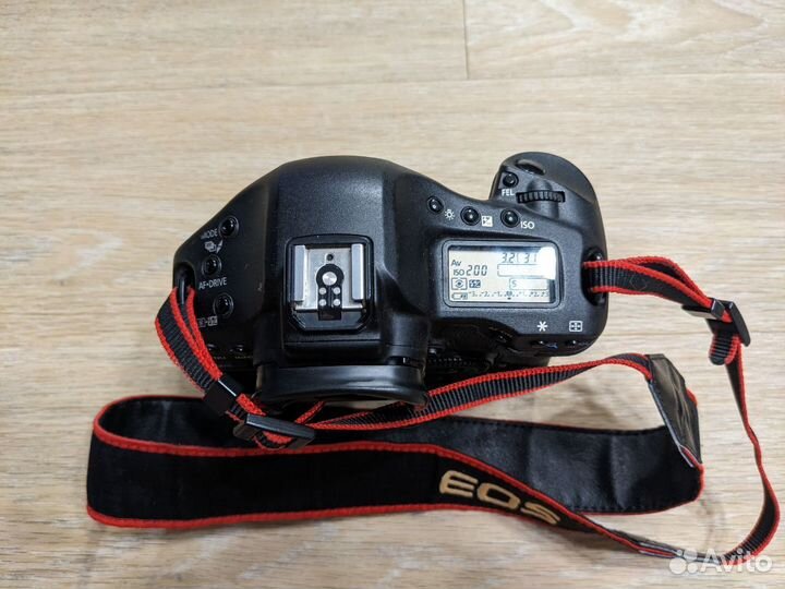 Canon EOS 1D Mark III