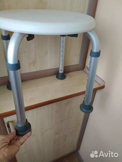 Стул для пожилых в ванну