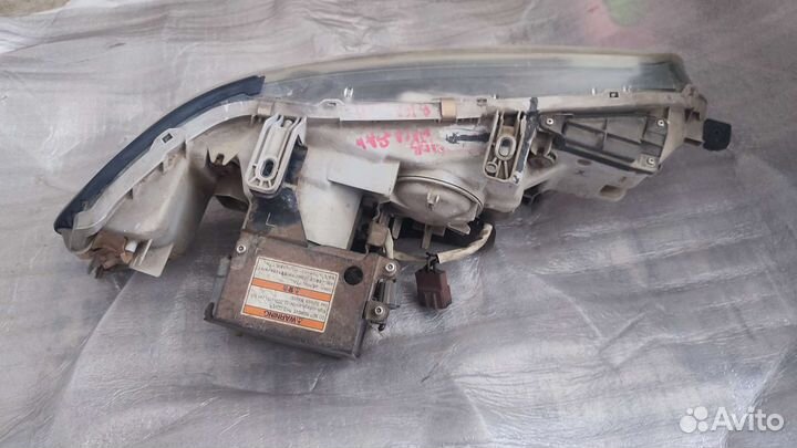 Фара Honda Integra DC2 Type-r spec 98 ксенон