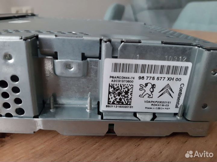 Штатная магнитола peugeot 308. новая