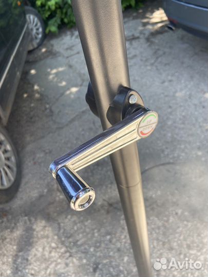 Зонт уличный на трещетке 240см