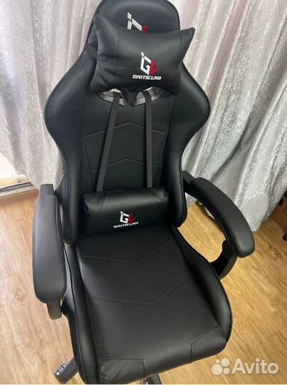 Компьютерное игровое кресло Новое