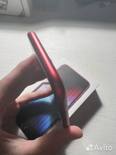 iPhone SE (2022), 64 ГБ