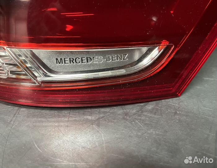 Правый фонарь Mercedes GLK X204 U013