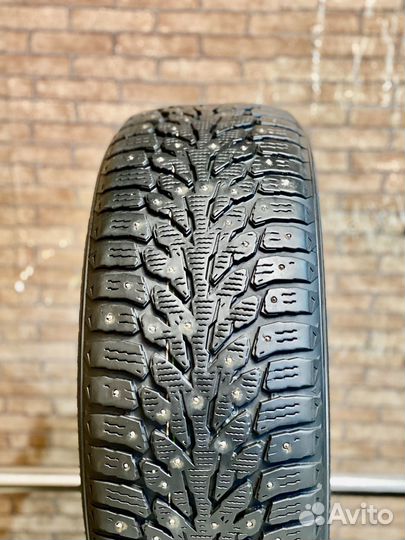 Kumho WinterCraft Ice Wi32 215/55 R16