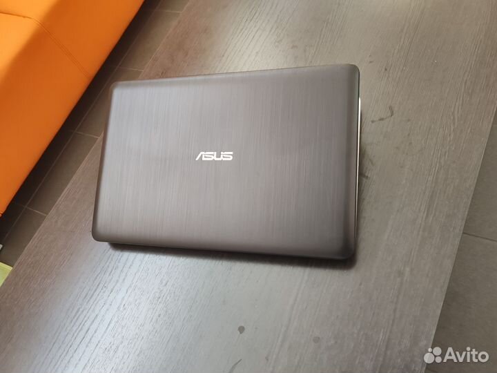 Свежий Asus A6/8GB/SSD/HDD/R4