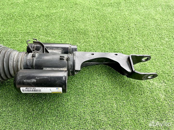 Амортизатор передний левый Mercedes W213 213 AMG