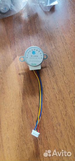 Микро шаговый двигатель 24BYJ48 DC 5V