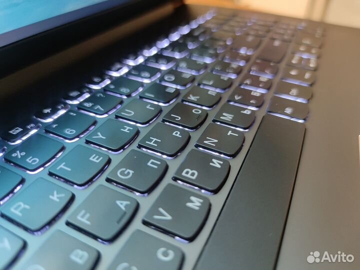 Ноутбук игровой Lenovo бу / IPS / ssd / GF 940MX