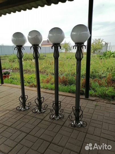 Уличные фонари, светильники /Освещение дорожек