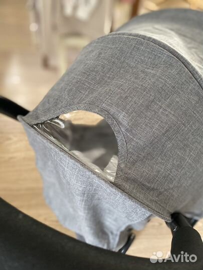 Прогулочная коляска новая