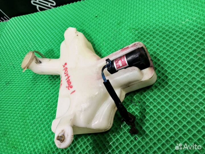 Бачок омывателя заднего стекла Kia Sportage 1 1999