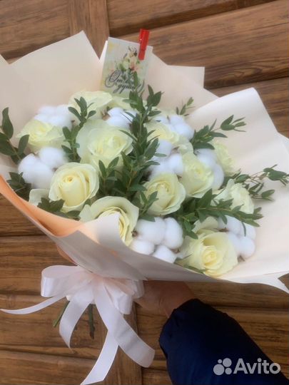 Живые цветы букеты с доставкой